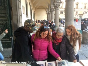 Viterbo - PaperOnly a Pasqua e Pasquetta