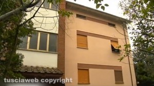 Ronciglione - Via dell'ospedale consorziale - Il palazzo dove abitava la donna ritrovata nel congelatore