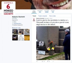 Viterbo - Roberto Giachetti al cimitero San Lazzaro davanti alla tomba di Petroselli