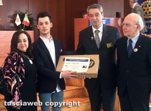 Spot contro il bullismo, premiato lo studente Gabriele Buzi