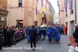 Tarquinia - La processione del Cristo risorto