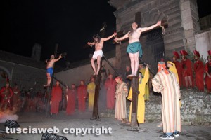 Bagnaia - La processione del Cristo morto