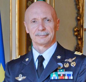 Il generale Enzo Vecciarelli