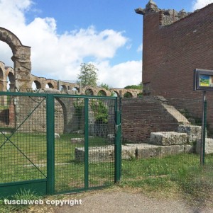 Viterbo - Zona archeologica di Ferento chiusa