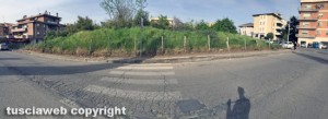 Viterbo - Via Monti Cimini - Strade e marciapiaedi distrutti