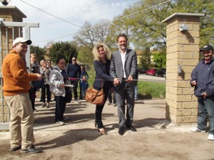 Montefiascone - Il taglio del nastro del centro l'Aquilone 