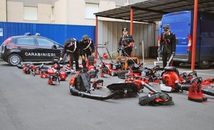 Civitavecchia - Carabinieri - Gli attrezzi ritrovati