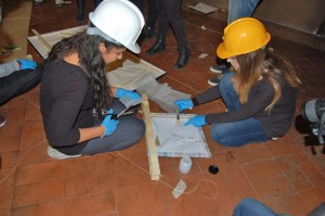 Equipe diagnostica e restauro in Comune