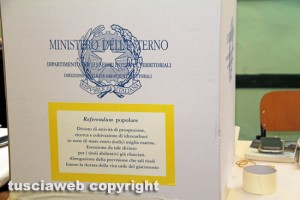 Referendum - Un seggio elettorale