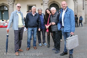 Viterbo - Don Antonio Mazzi in visita in città