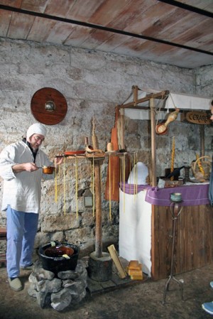 Vallerano - Mercatino alle botteghe Farnesiane