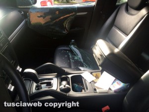 Viterbo - Auto sfregiate all'Ellera