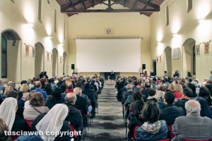 Viterbo - Sala del Conclave - La proiezione di "Chiamatemi Francesco"