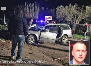 Blera - Auto contro un palo della luce - Nel riquadro Alexandru Tatarciuc
