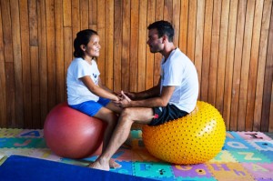 Perù - Volontari di semi di Pace nell'attività di fisioterapia