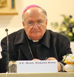 Il vescovo Romano Rossi