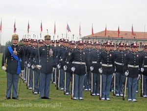 Il giuramento alla scuola sottufficiali dell'Esercito