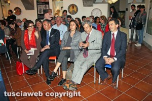 Viterbo - La mostra della Cna "Forme e colori" - Le autorità
