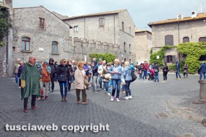 Viterbo - 25 aprile, turisti in città
