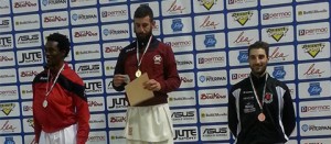 Sport - Karate - Un atleta della scuola Keikenkai sul podio di Conegliano