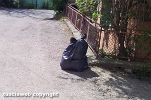 Grotte S. Stefano – Rifiuti in via San Venerando
