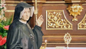 La statua di S. Faustina