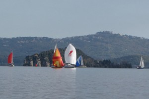 Sport - Il campionato dei cabinati a vela a Capodimonte