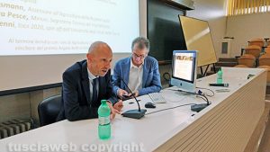 Viterbo - Unitus - La proiezione di "Nuove terre" - Il rettore Alessandro Ruggieri