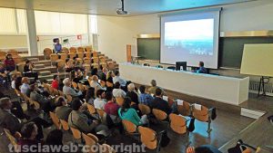 Viterbo - Unitus - La proiezione di "Nuove terre"