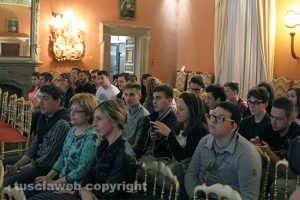 Viterbo - Gli studenti del Paolo Savi