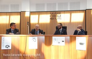 La conferenza stampa indetta dagli avvocati
