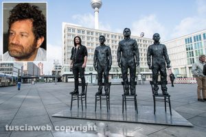 Anything ti say? di Davide Dormino a Berlino