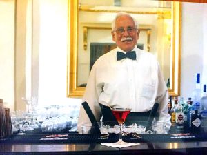 Il barman Roberto Fanelli