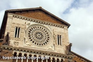 Tuscania - La chiesa di san Pietro