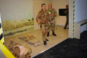 Delegazione del comando Nato in visita all'Aves
