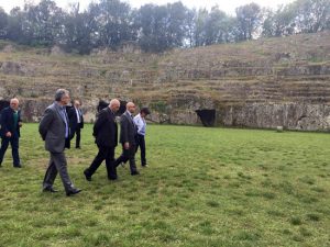 Sutri - La visita del sottosegretario ai beni culturali e al turismo, Antimo Cesaro