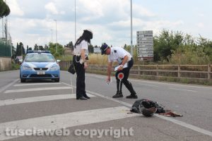 Viterbo - L'incidente all'uscita della superstrada sulla Cassia nord