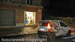 Giove (Terni) - Ufficio postale sventrato dai malviventi