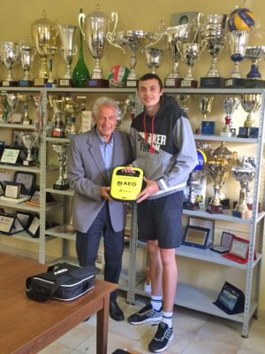 Defibrillatore al Tuscania volley