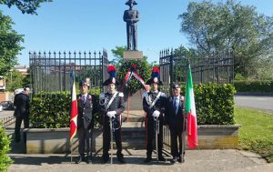Viterbo - La cerimonia al monumento al carabiniere
