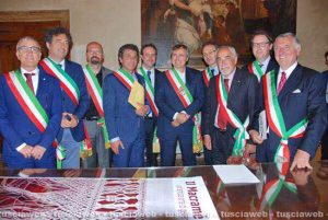 Venezia - Firma del protocollo per la candidatura del merletto italiano a Patrimonio immateriale dell'Umanità 