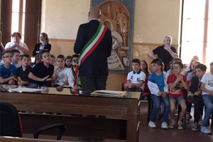 Civita Castellana - Gli studenti del Rodari “Sindaci per un giorno”