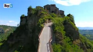 Civita di Bagnoregio nel servizio di Repubblica