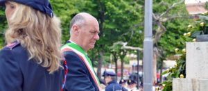 Tarquinia - Il sindaco Mazzola al monumento ai caduti