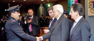 La consegna della medaglia