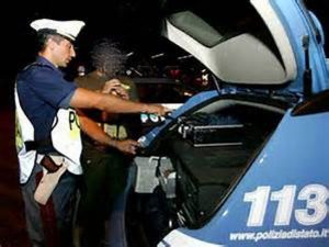 Polstrada - Un controllo del tasso alcolemico