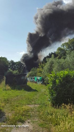 Viterbo - Incendio alla Palanzana