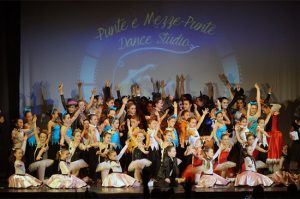 Viterbo - Il saggio della scuola di danza Punte e mezzpunte