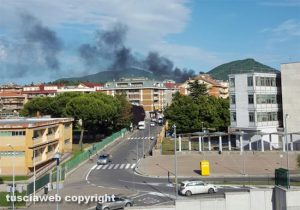 Viterbo - Fumo nero dalla Palanzana
