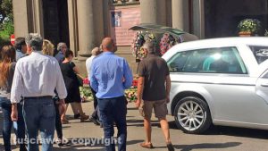 Viterbo - I funerali di Nadia Benedetti alla Trinità